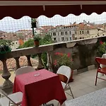 Domus Civica Hostel *
