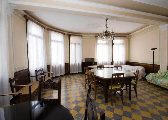 Domus Civica