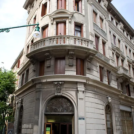 Domus Civica Хостел Венеция