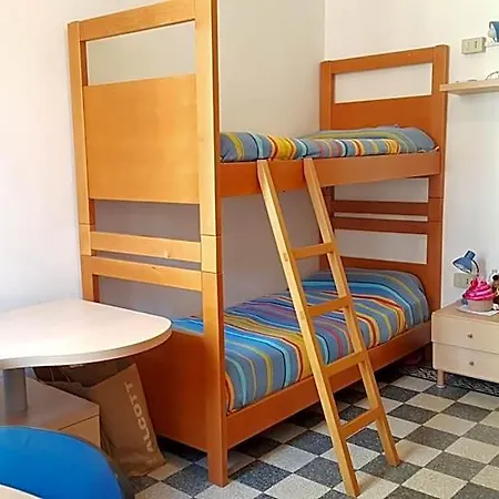 Hostel Domus Civica *