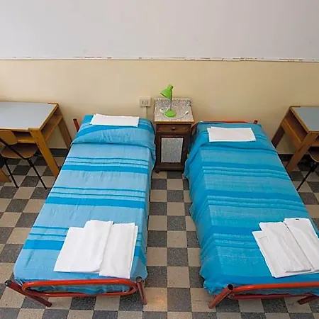 Hostel Domus Civica *