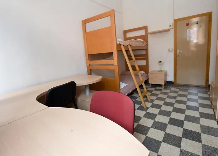 Domus Civica Albergue Veneza