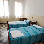 Domus Civica Hostel Βενετία