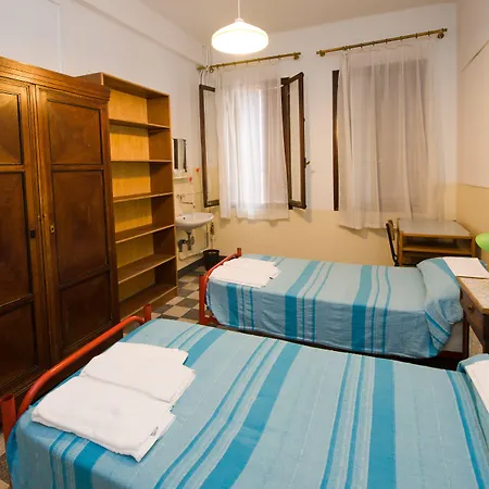 Hostel Domus Civica *