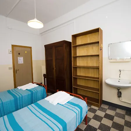 Domus Civica Hostel *
