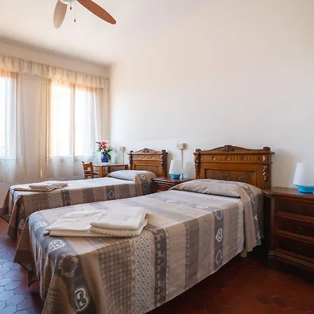 Domus Civica Hostel Benátky