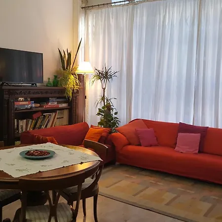 Hostel Domus Civica *