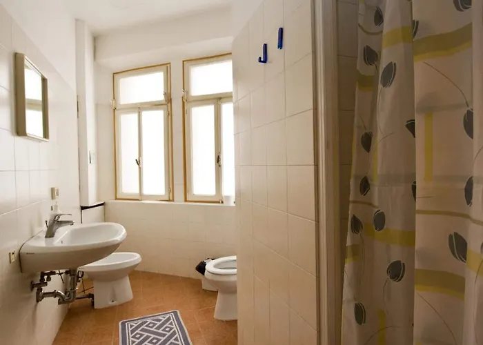 Albergue Domus Civica *