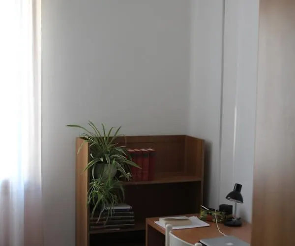 Domus Civica Albergue *