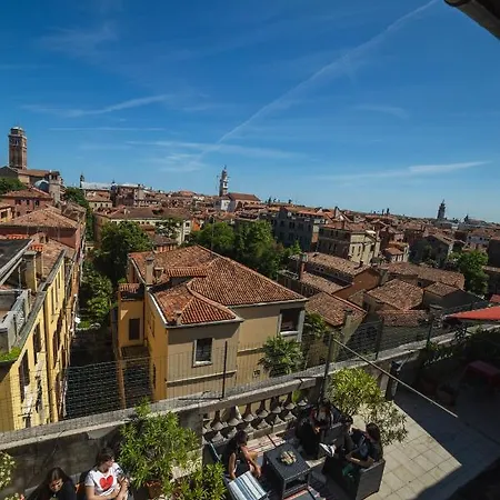 Domus Civica